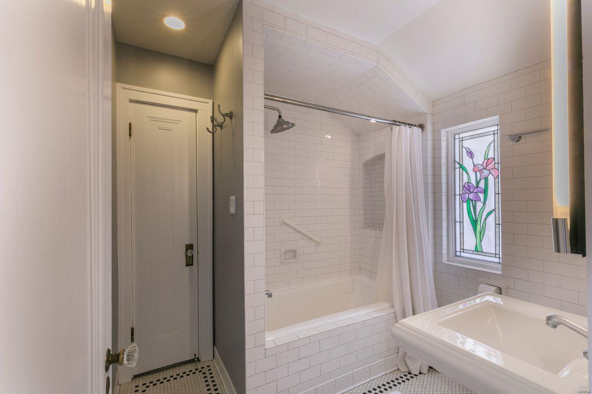 New Delmar Heights - Residential