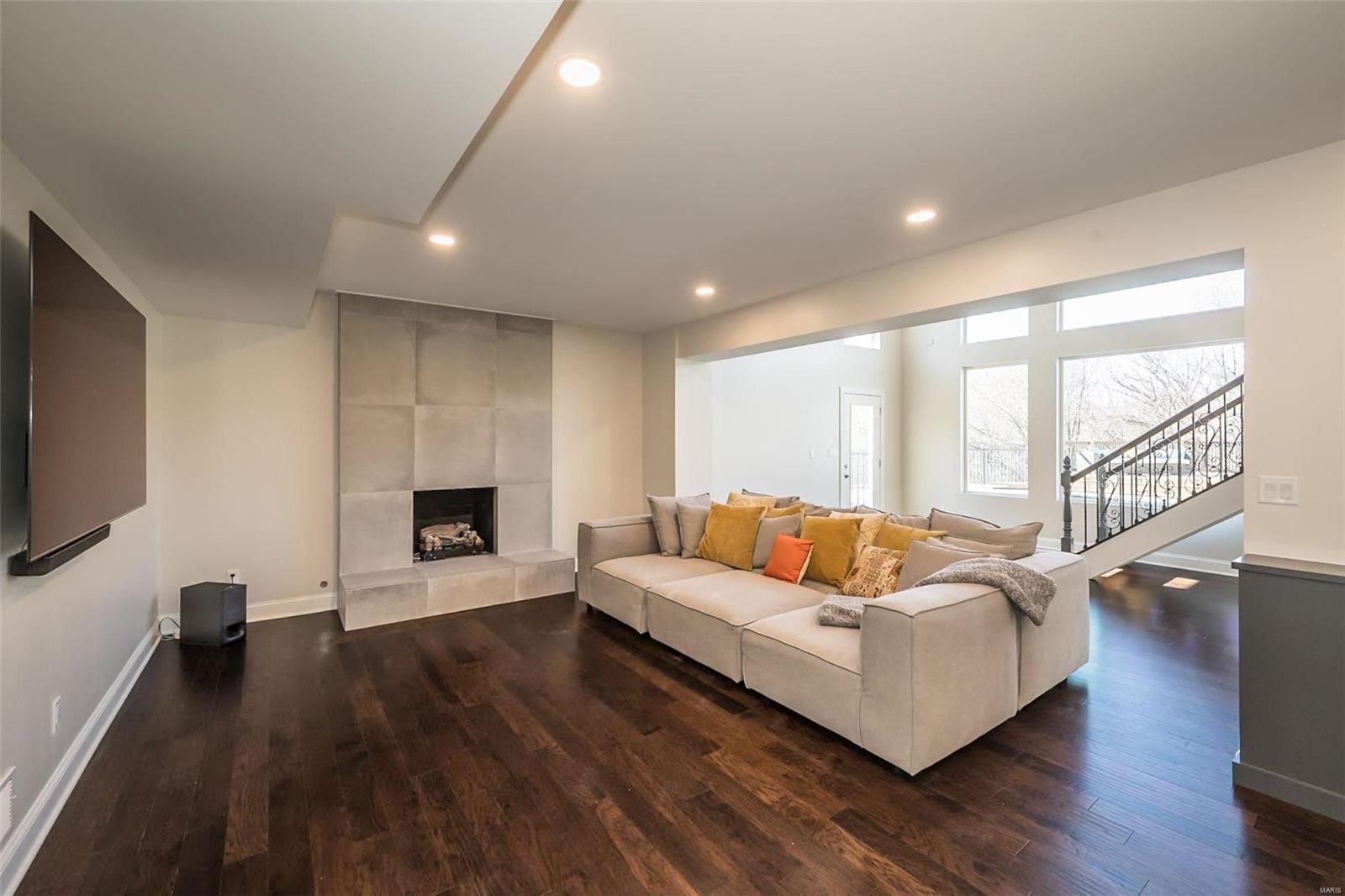 Kehrswood - Residential