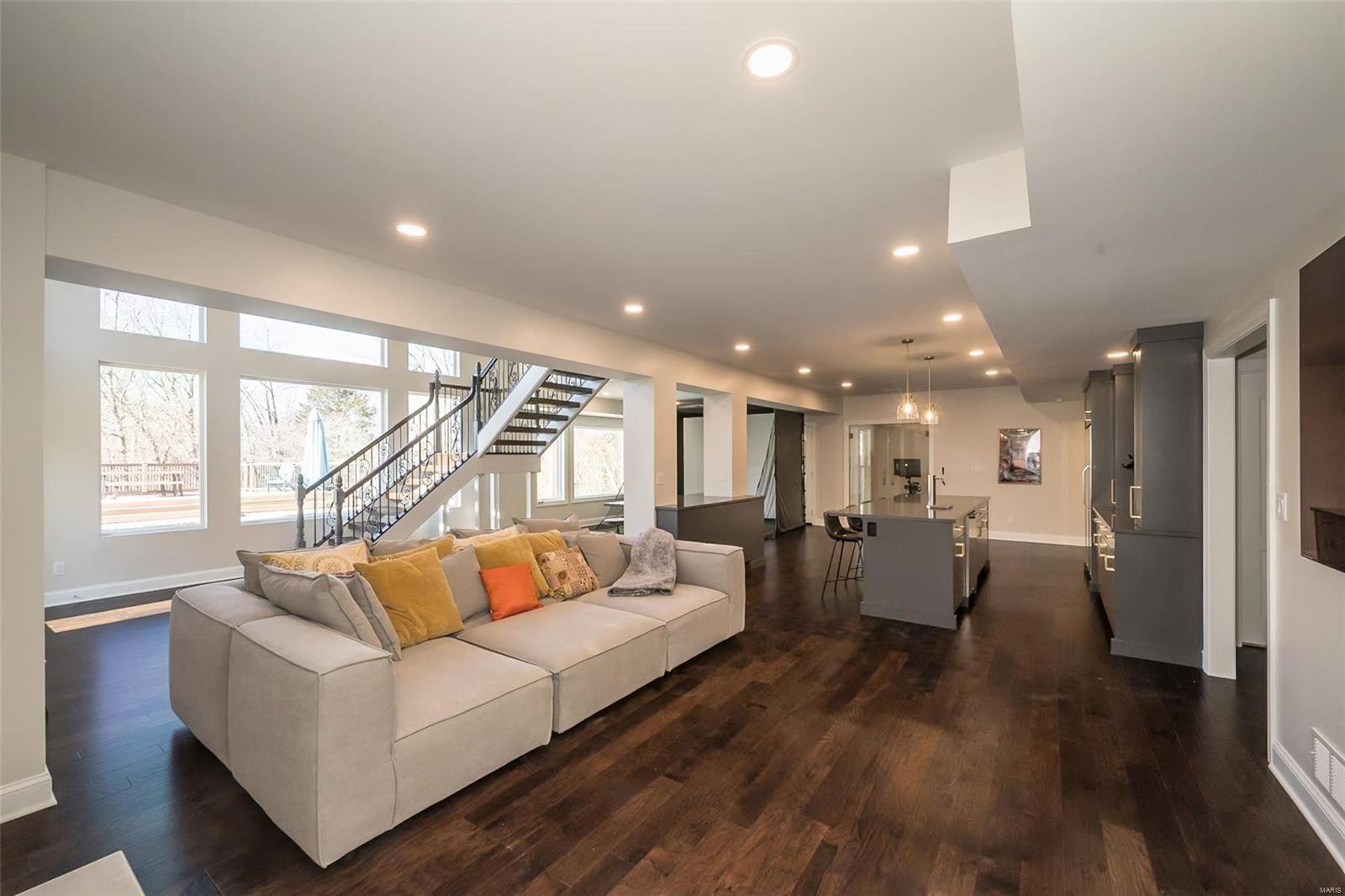 Kehrswood - Residential