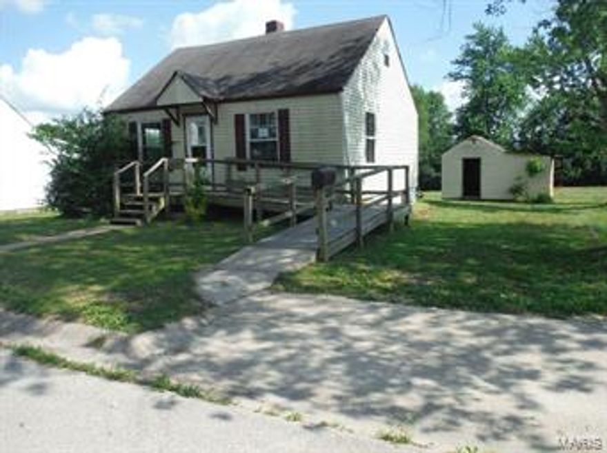 Bungalow on 2 city lots in Owensville features hardwood floors, rear addition anAs-Is sale: No inspections or repairs to be provided by the seller. Buyer may obtain inspection(s) for informational purposes, not for renegotiating. Pre-Approval letter or Proof of Funds required. Sale addendums and minimum $1000 earnest money will be required for final acceptance.d expanded attic space which has been used for second bedroom. Includes central air and furnace, full basement, plus utility shed. SpecialListingConditions: Foreclosure