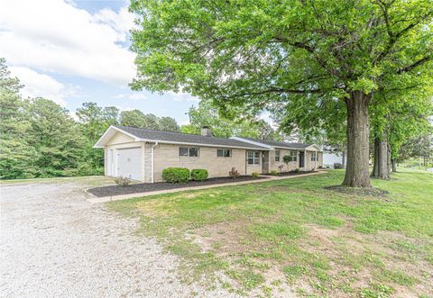 11712 Gamel Cemetery Road Festus MO 63028