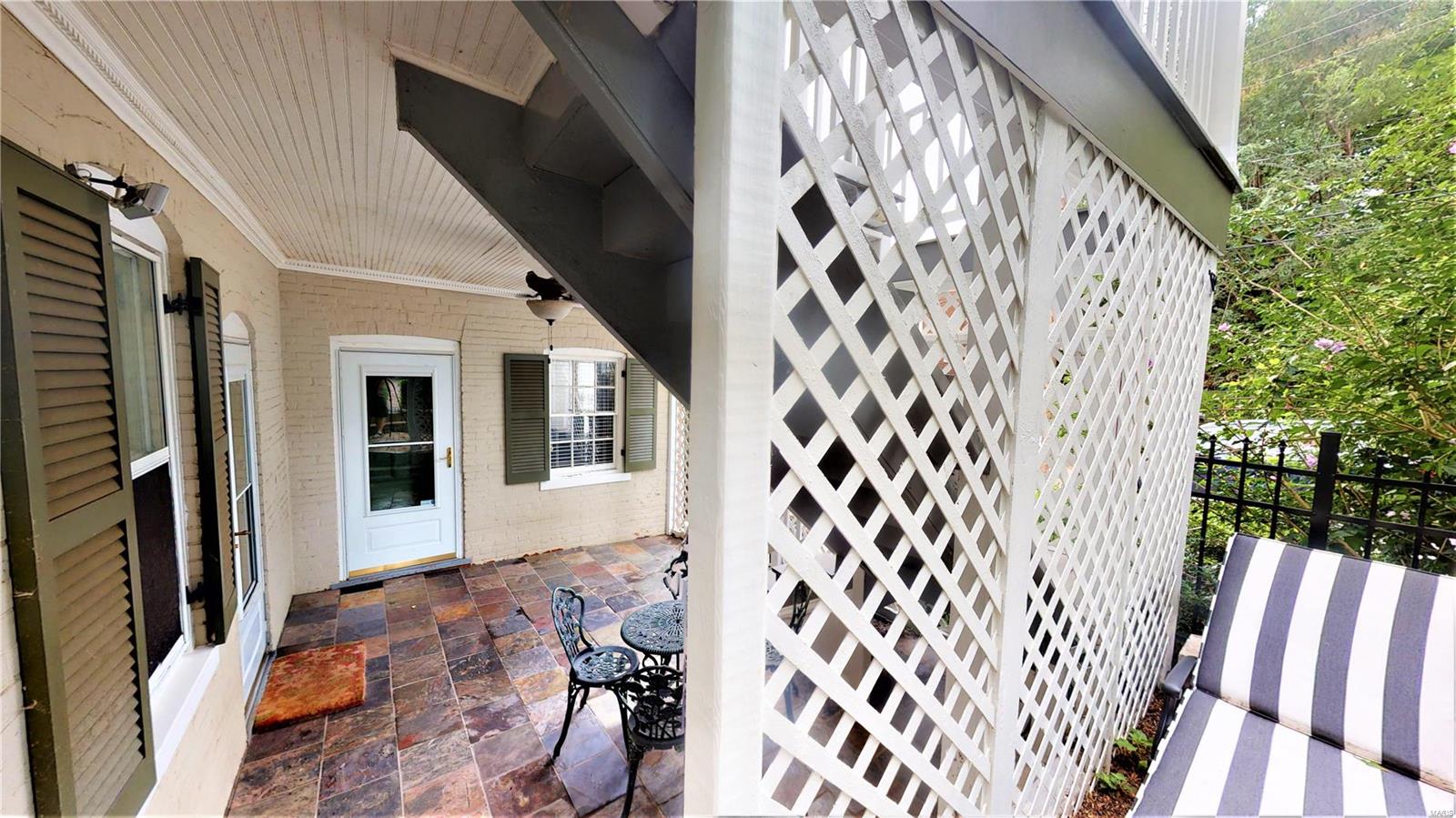 FRENCHTOWN - Residential