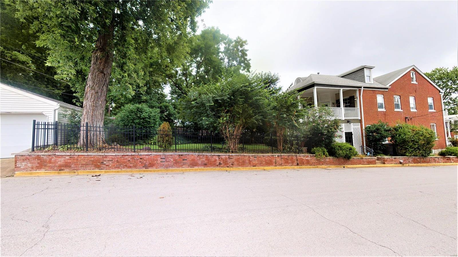 FRENCHTOWN - Residential