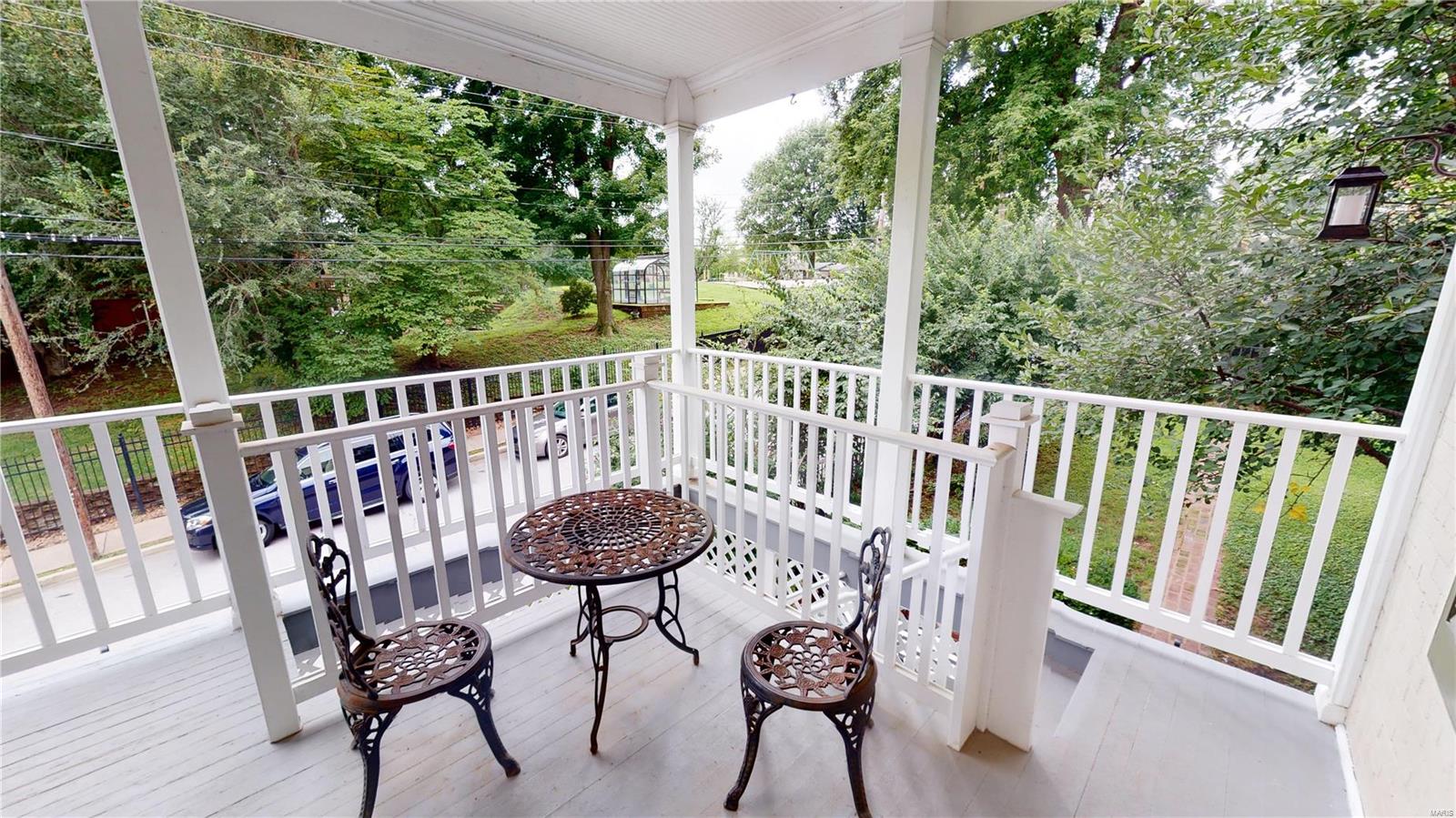 FRENCHTOWN - Residential