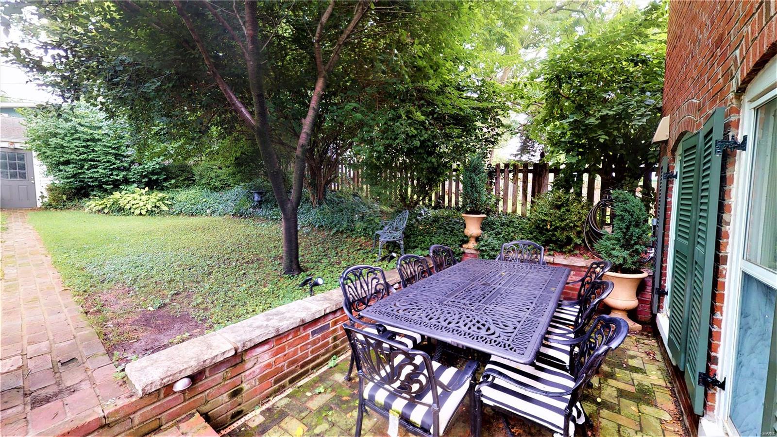 FRENCHTOWN - Residential