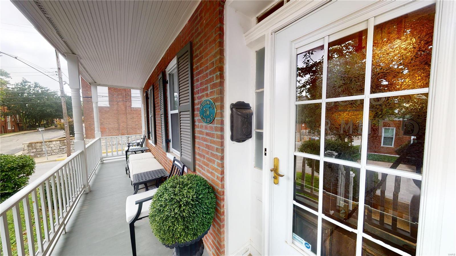 FRENCHTOWN - Residential