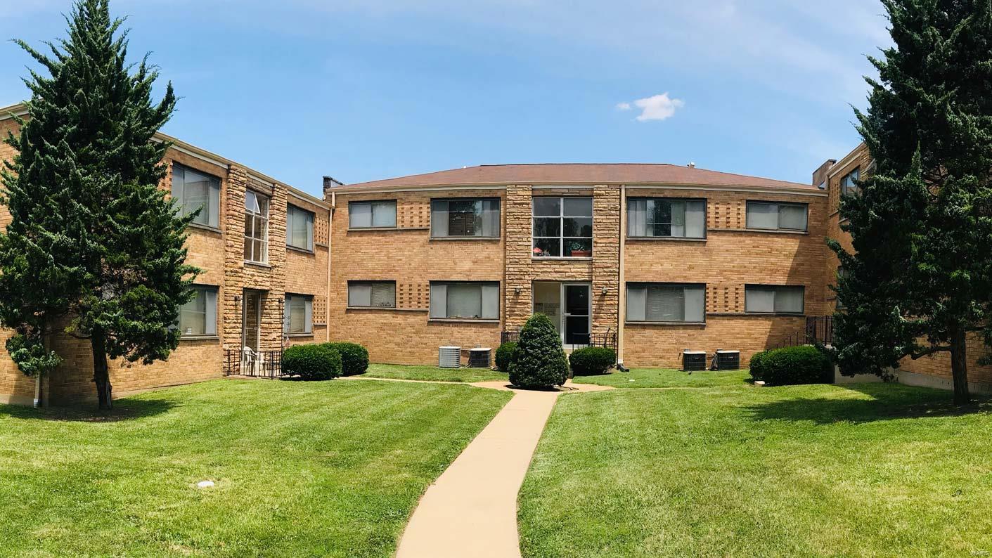 Titchfield Court Apartments (1mo.free) - Residential Lease