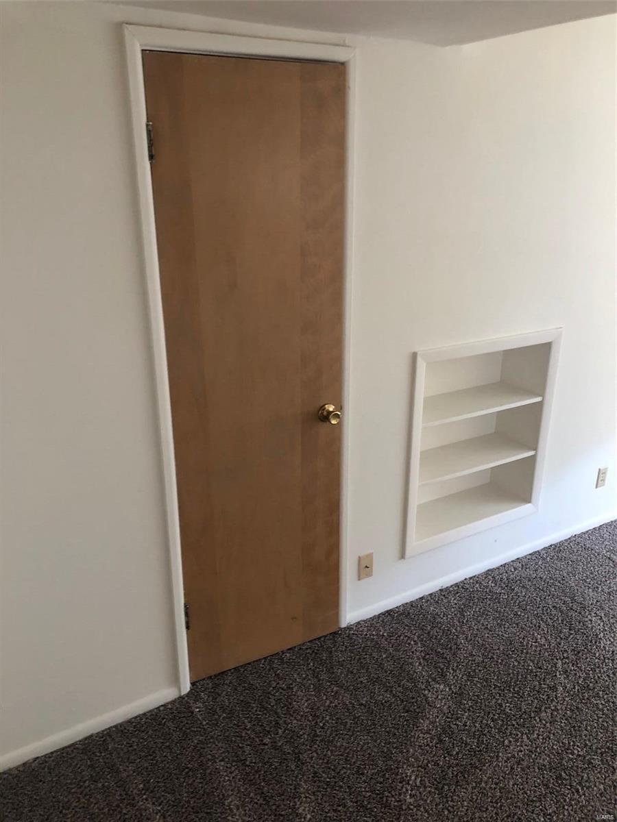 Titchfield Court Apartments (1mo.free) - Residential Lease