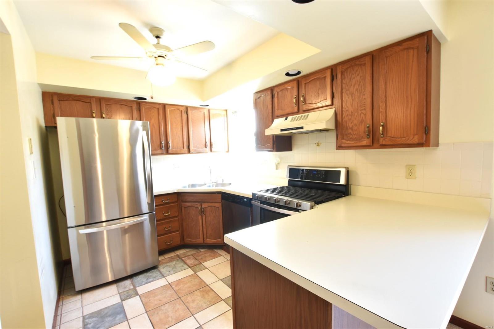 Linden Heights Twnhms Ph 02 - Residential