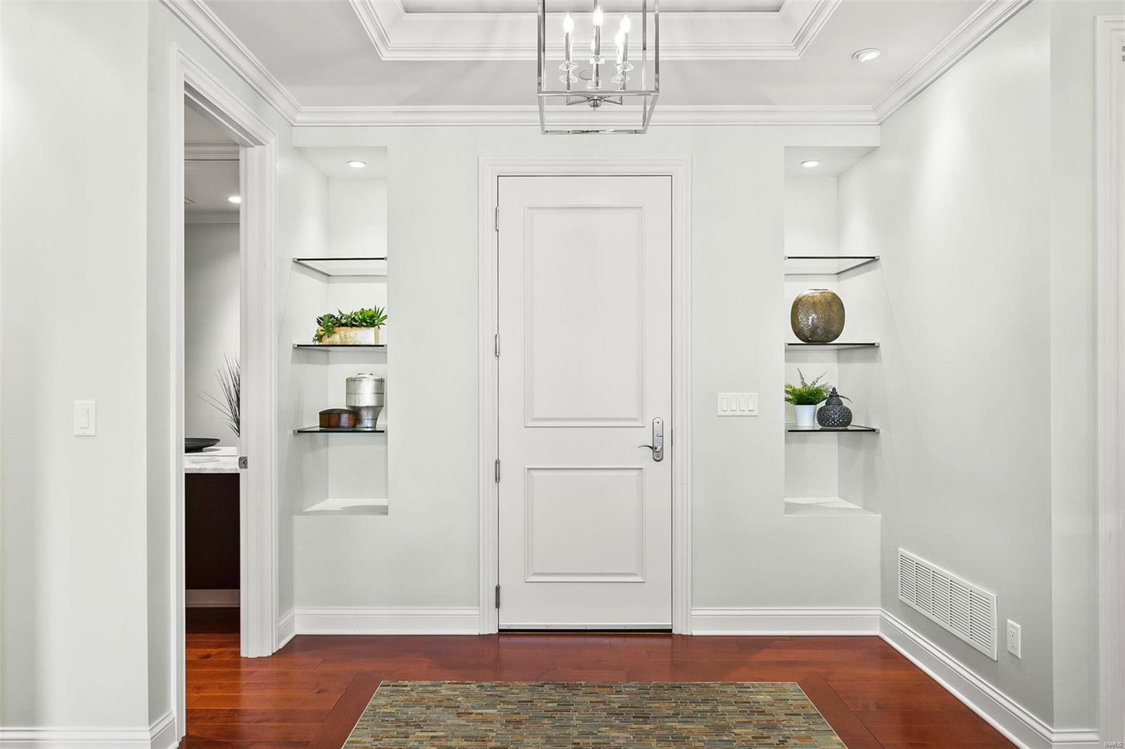 Crescent Condo - Residential