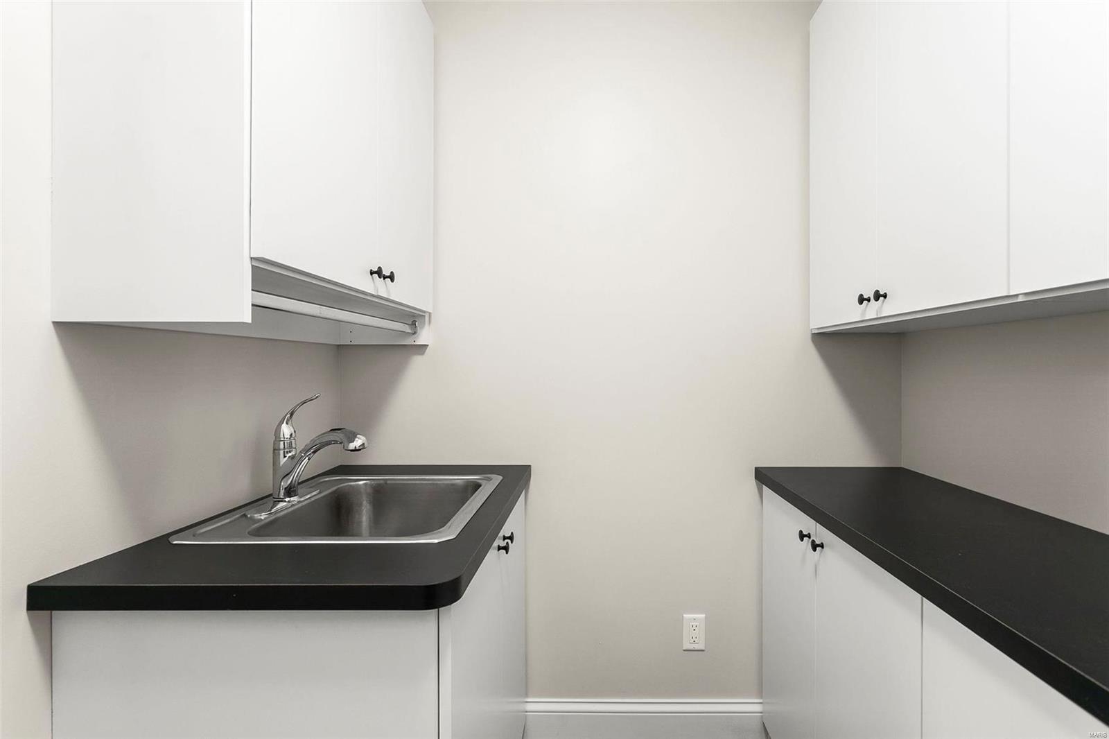 Crescent Condo - Residential