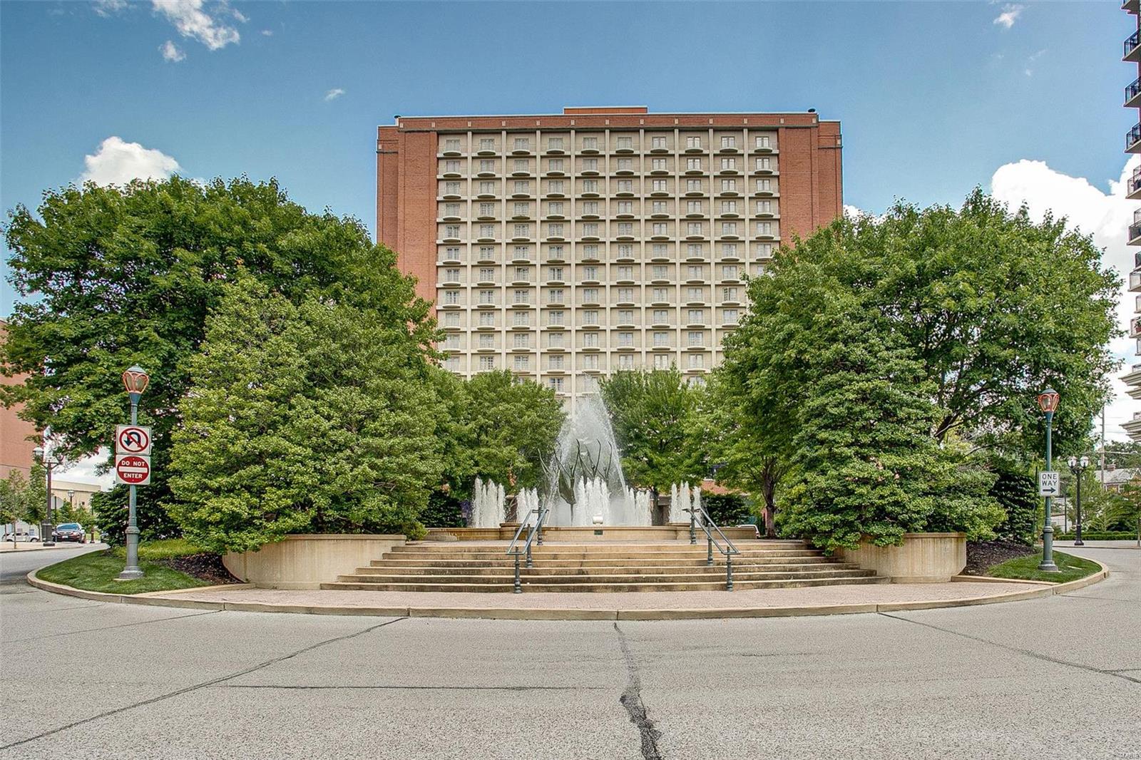 Crescent Condo - Residential