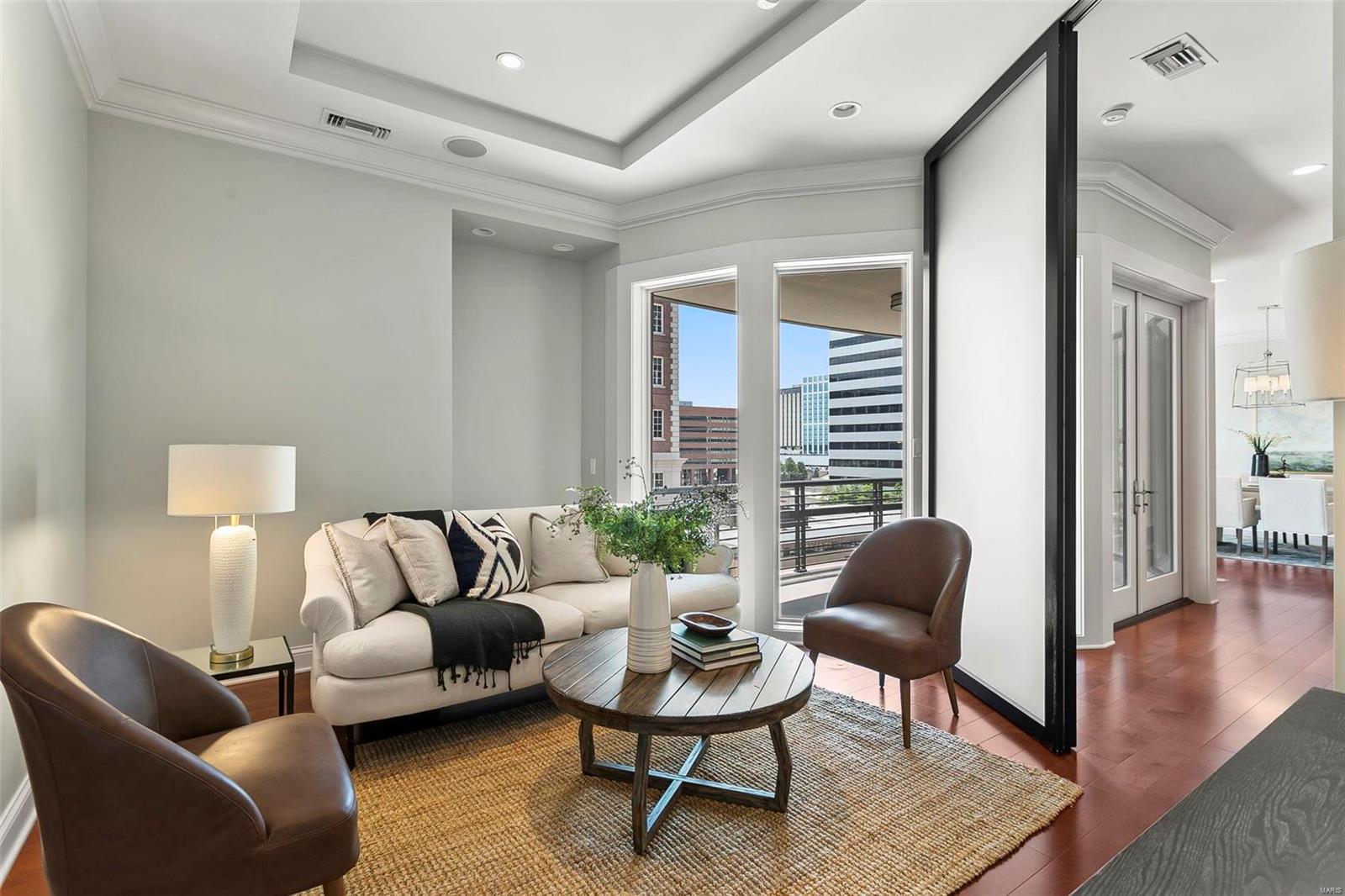 Crescent Condo - Residential