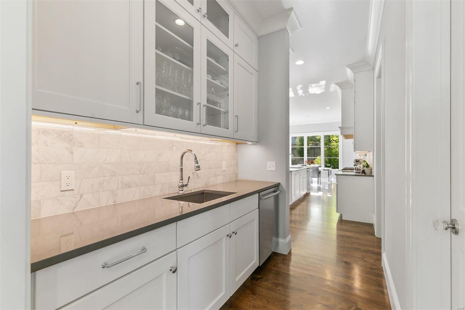 Clayton Gardens 4 - Residential