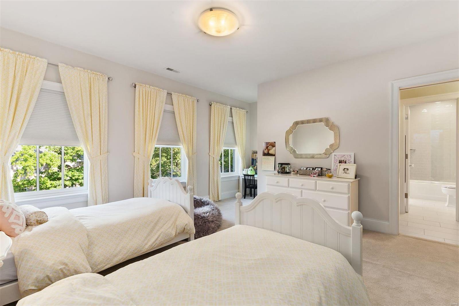 Clayton Gardens 4 - Residential