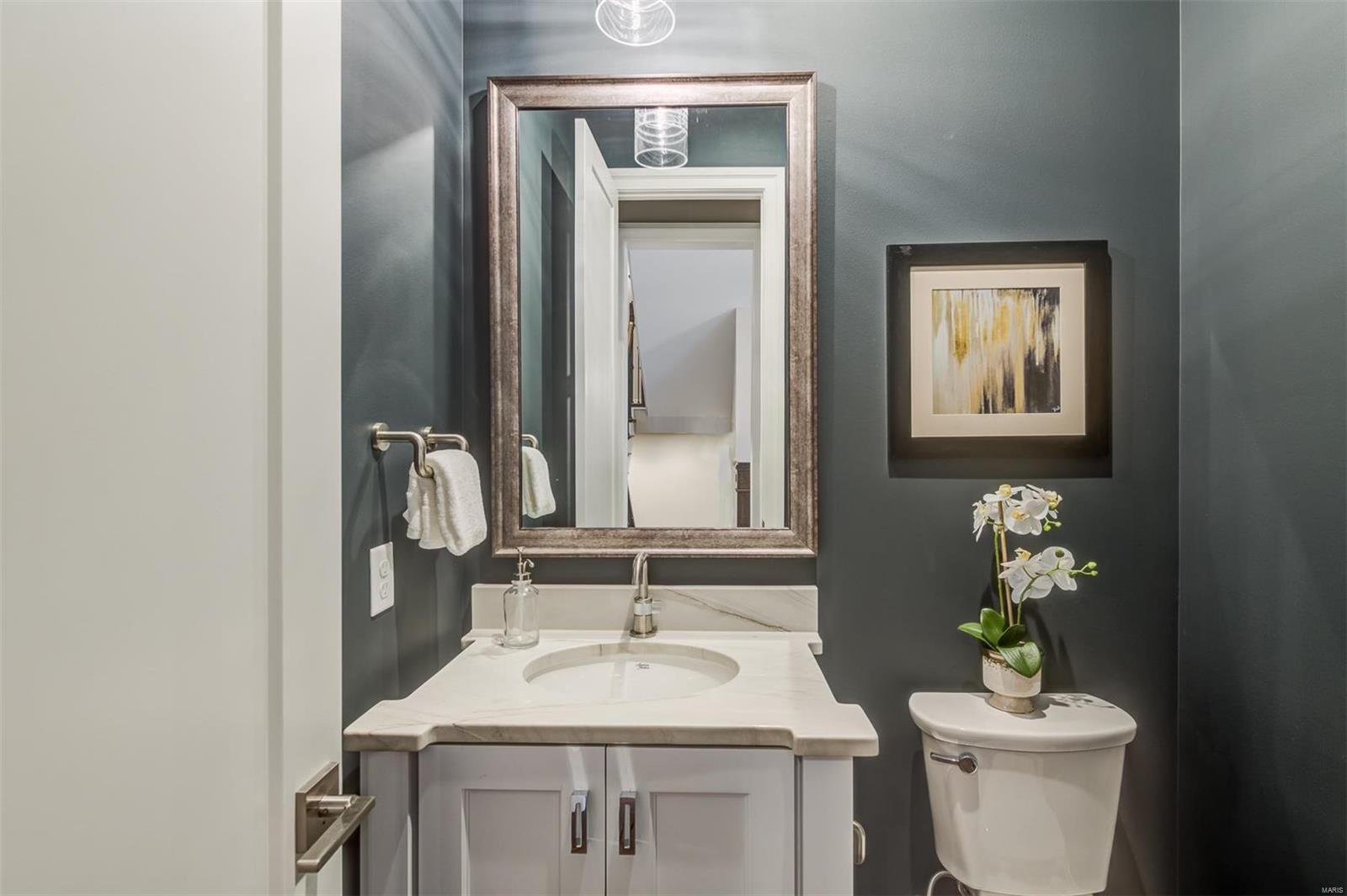 Davis Place - Residential