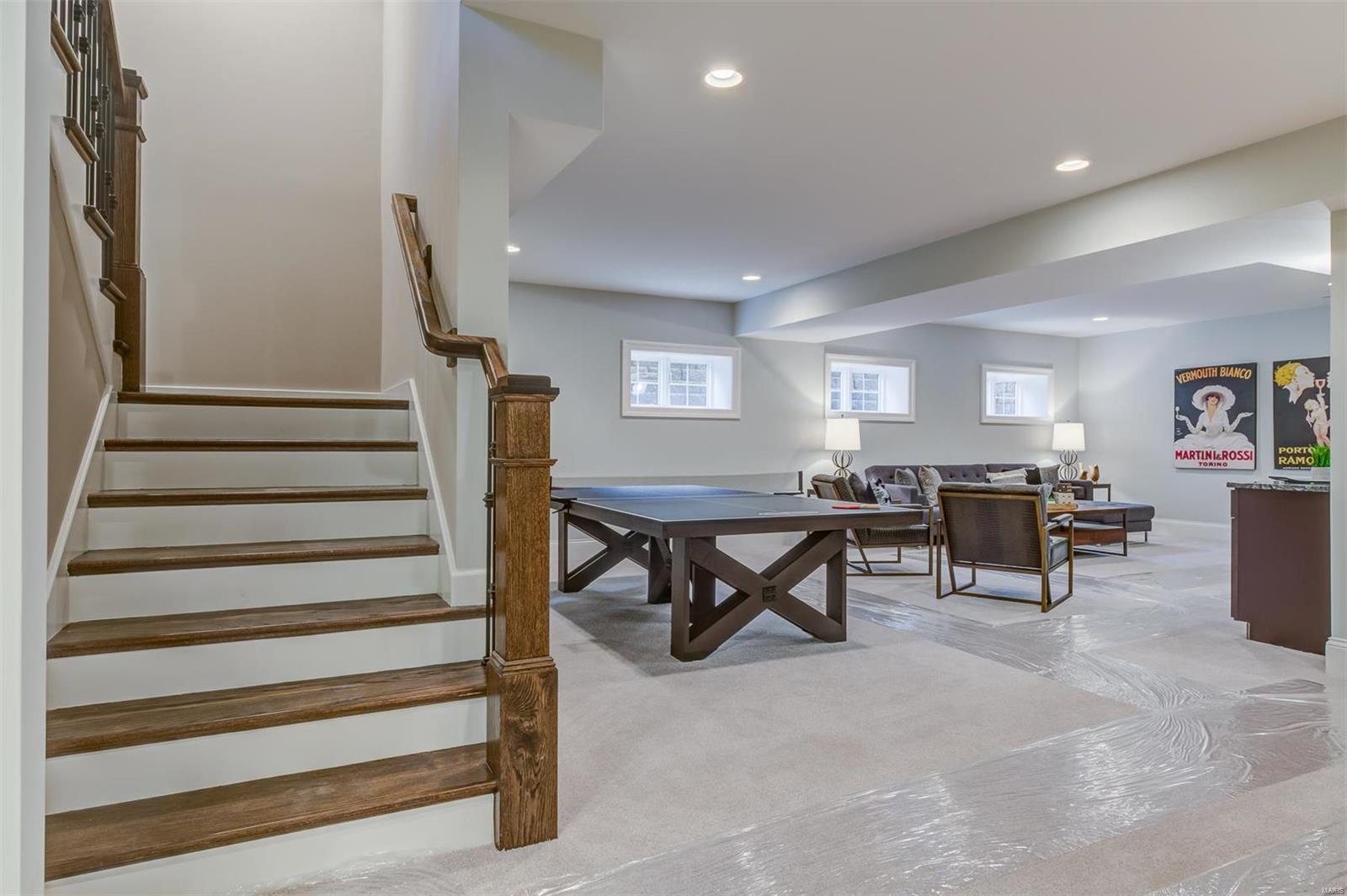 Davis Place - Residential