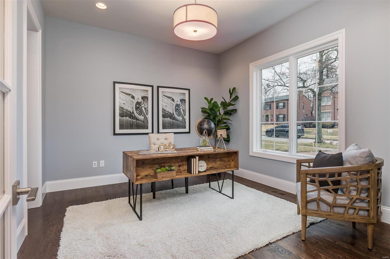 Davis Place - Residential