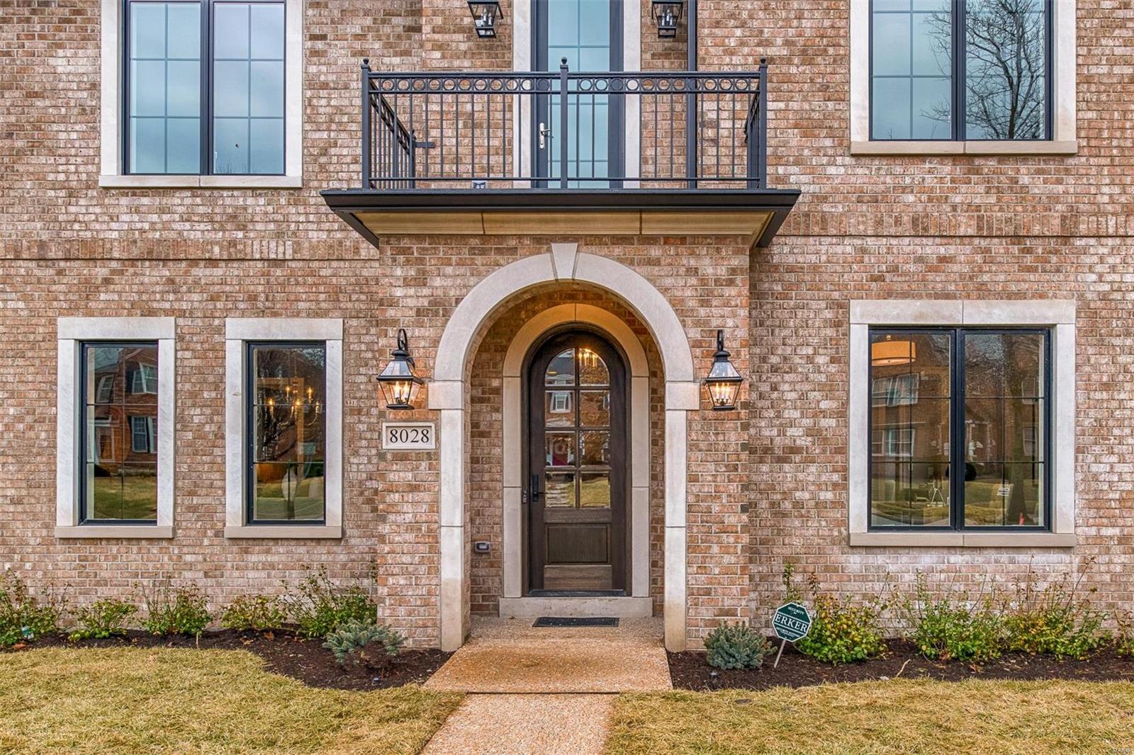 Davis Place - Residential