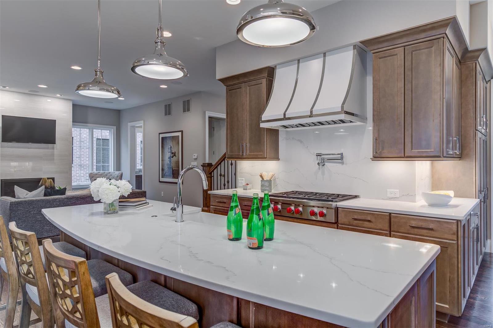 Davis Place - Residential