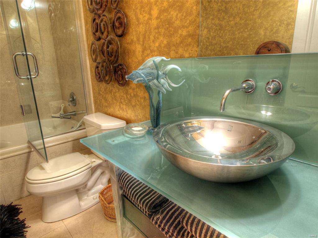 Newstead condo - Residential