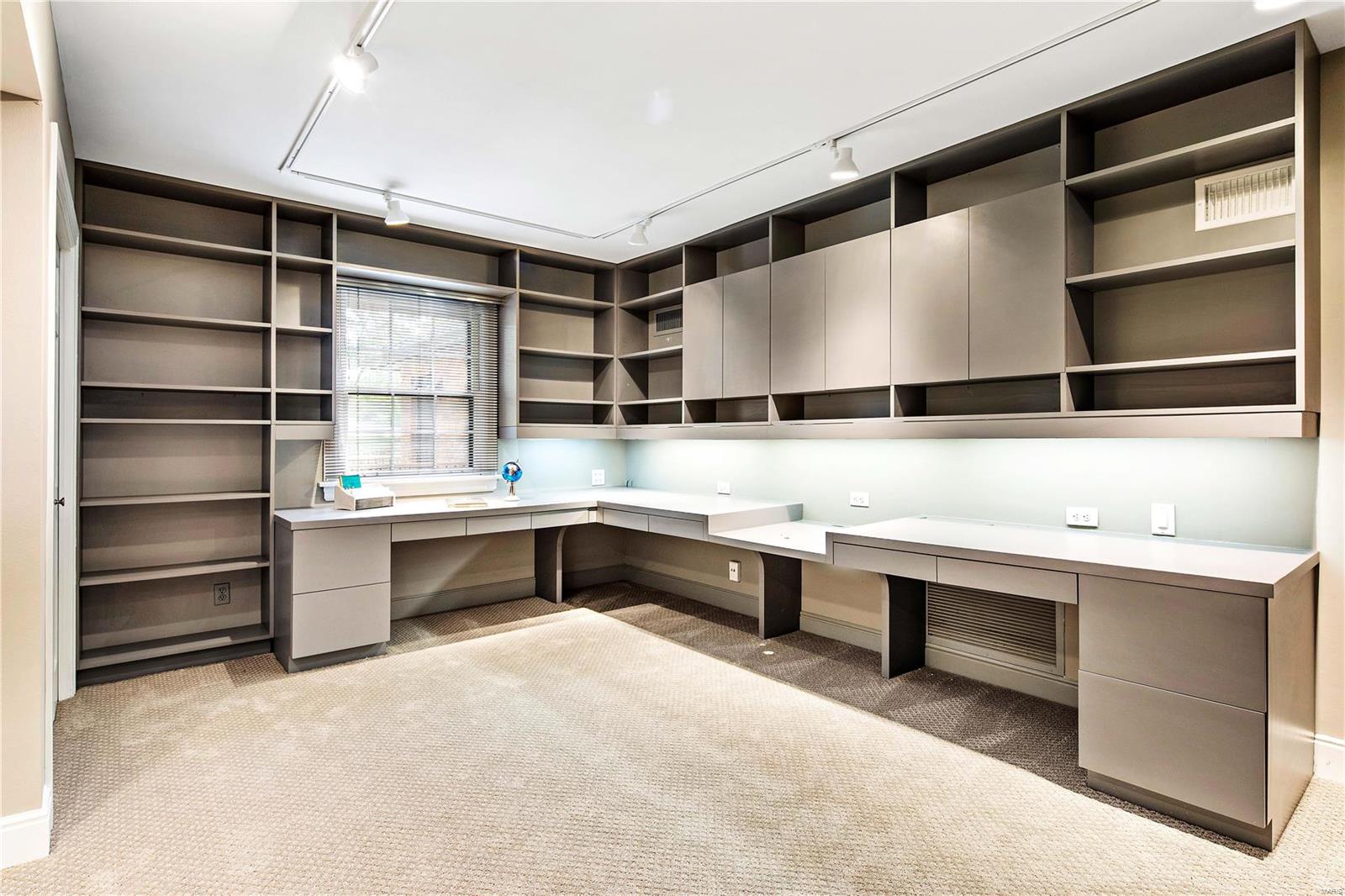 Hermitage 1st Add - Residential