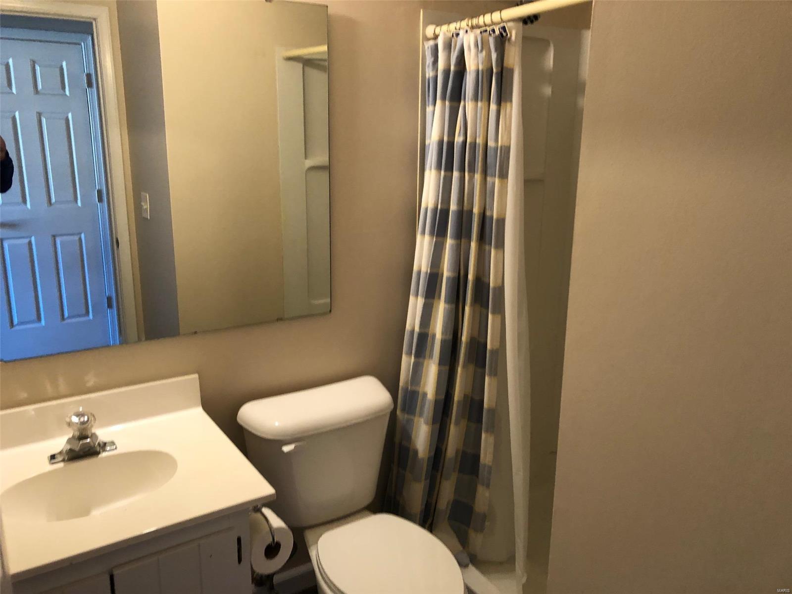 Marie Estate Condos Ph1 Stg4 Bldg 2 Rev - Residential Lease