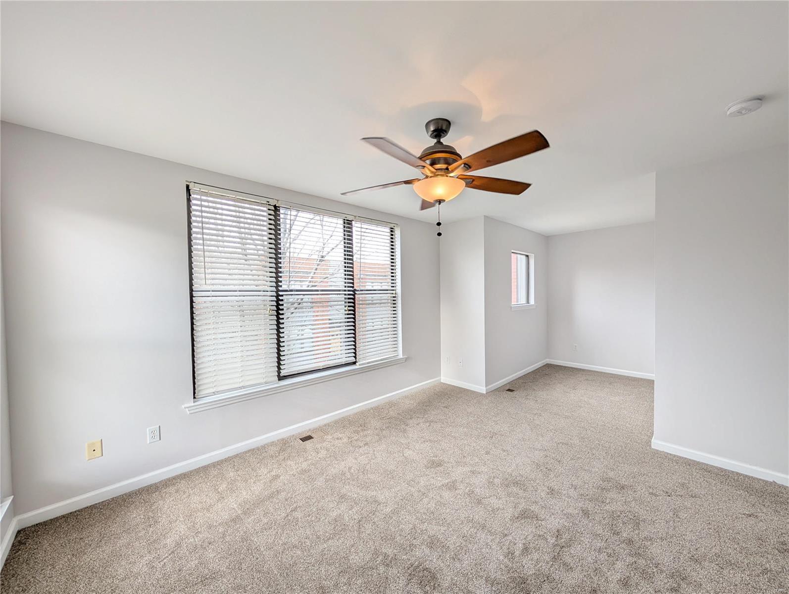 McPherson Court Twnhms - Residential