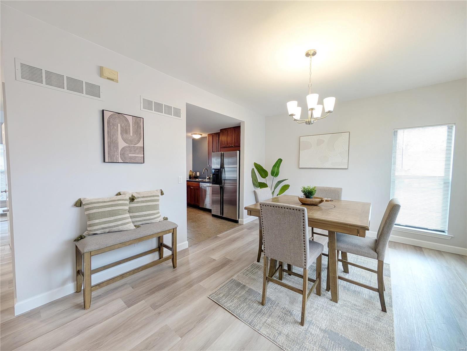 McPherson Court Twnhms - Residential