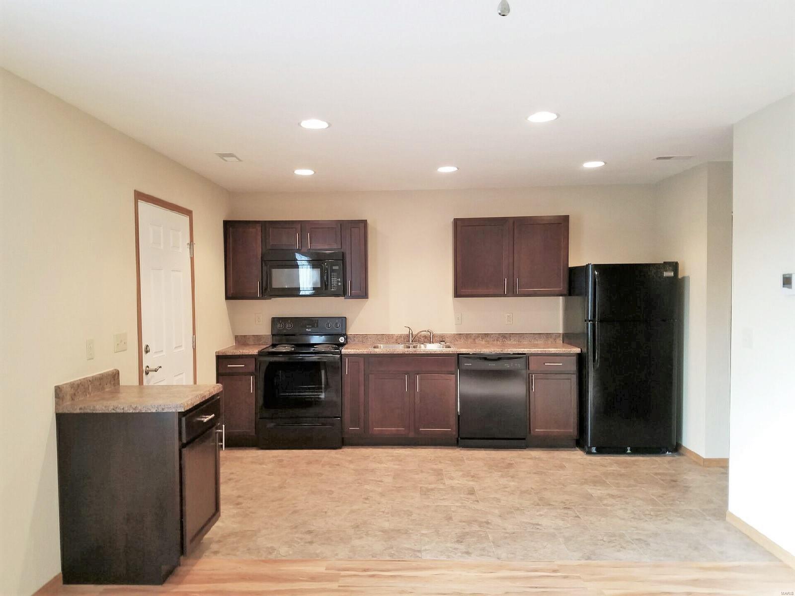 Original Town Of Linn - Residential Income