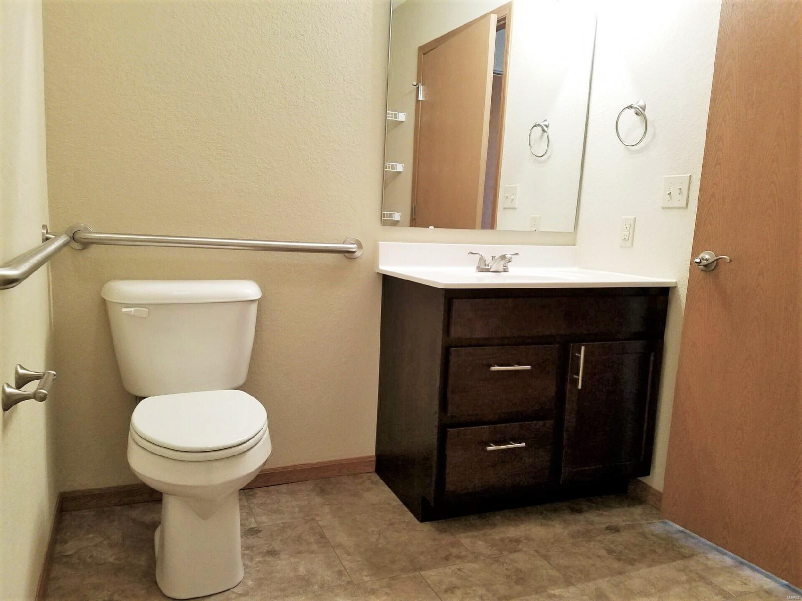 Original Town Of Linn - Residential Income