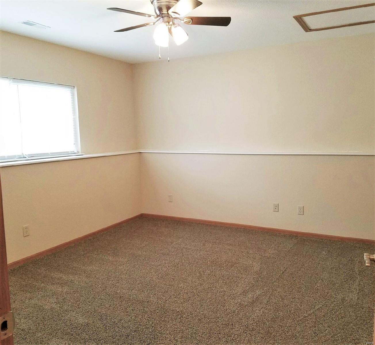 Original Town Of Linn - Residential Income