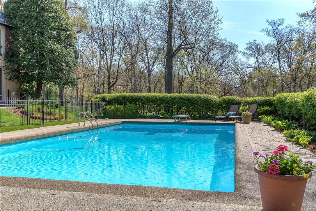 Carrswold - Residential