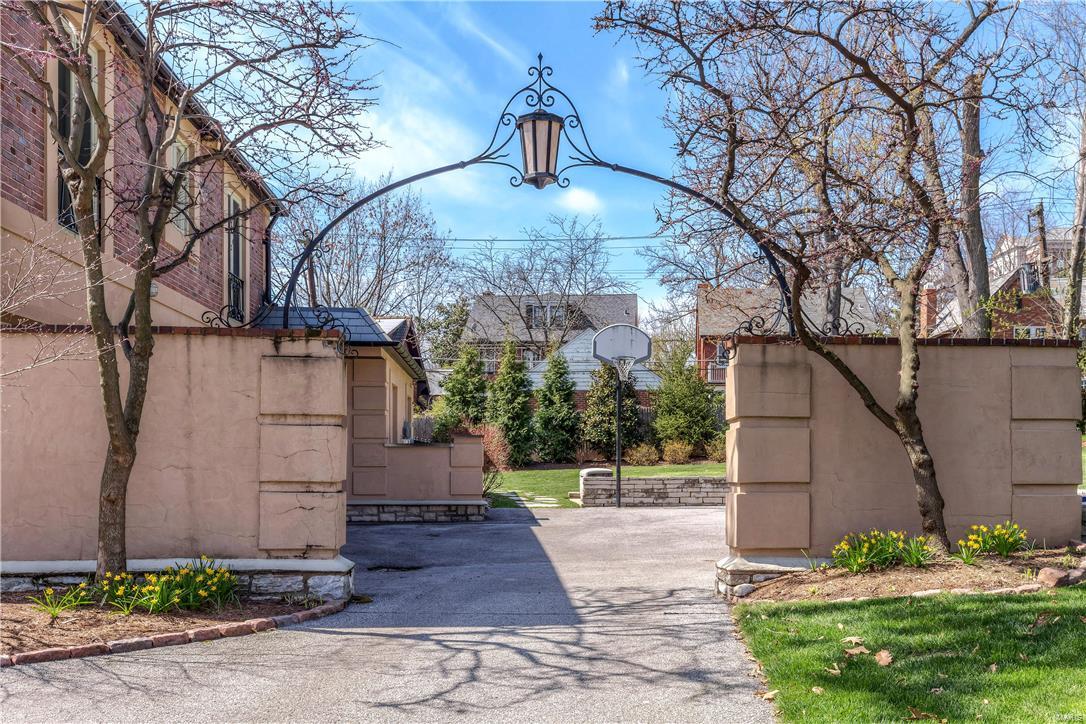 Carrswold - Residential