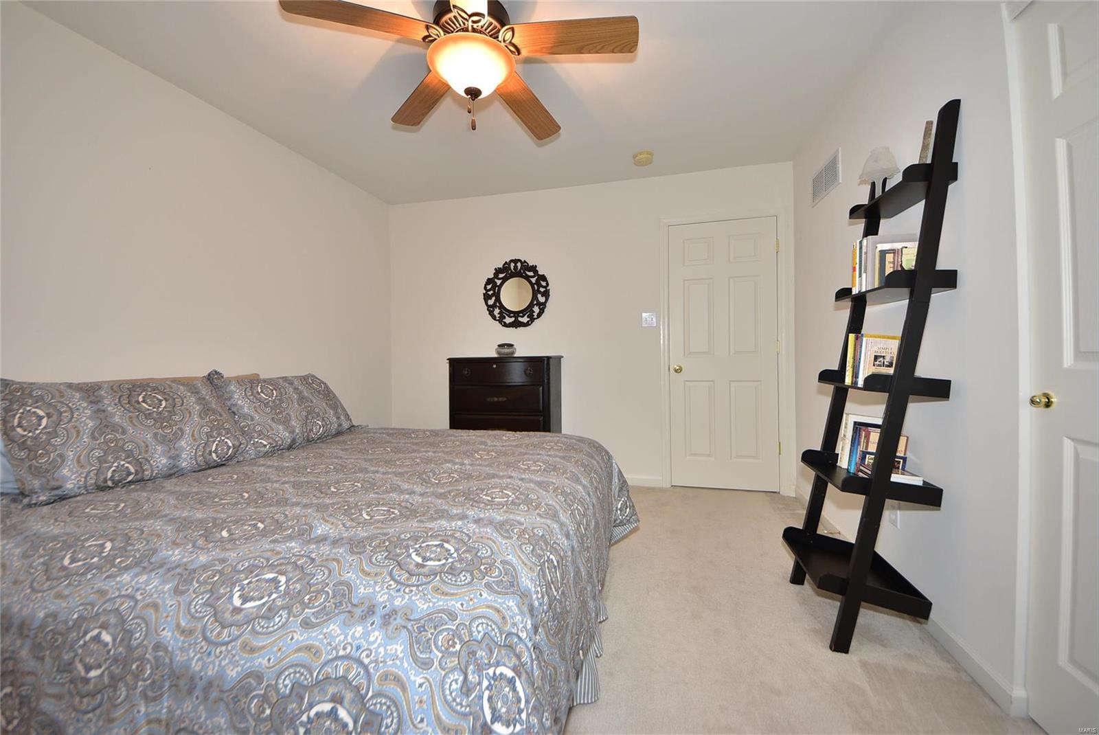 Bluffs Five The - Residential