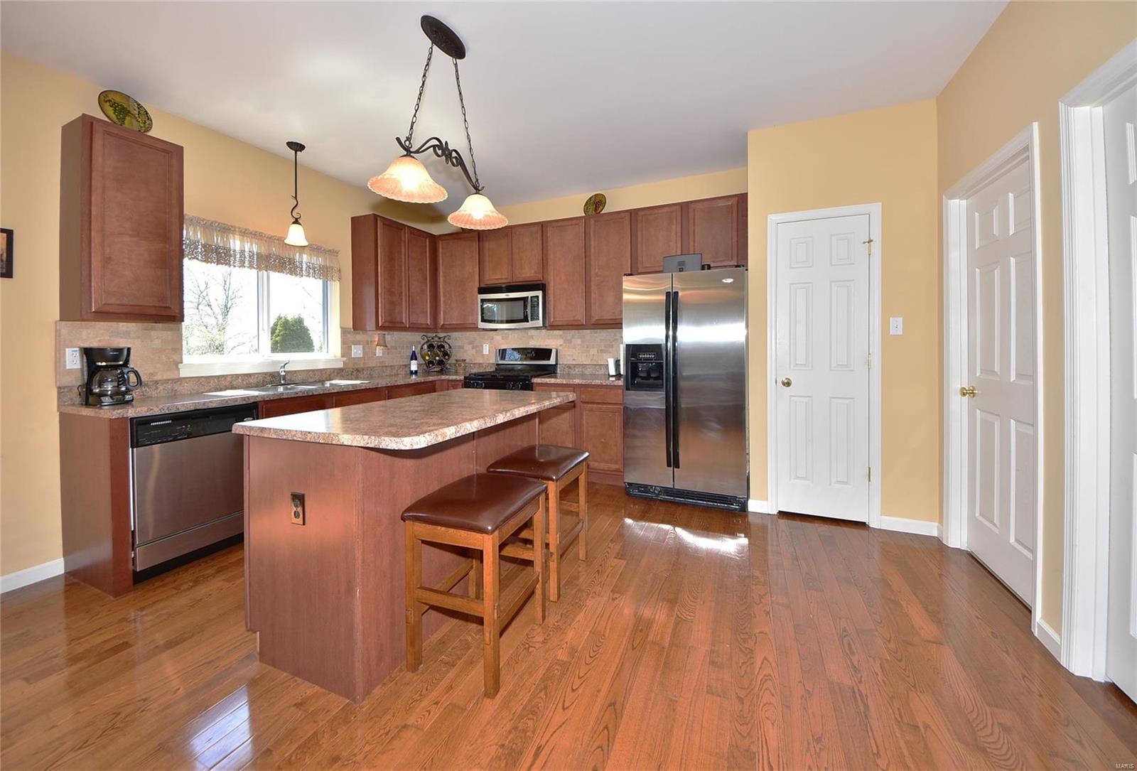 Bluffs Five The - Residential