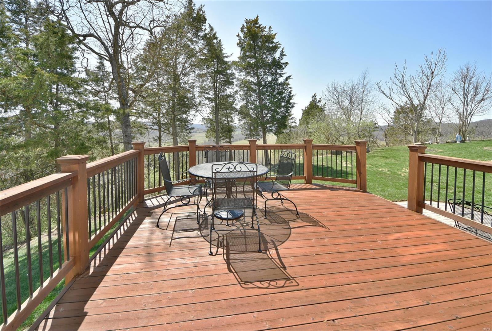 Bluffs Five The - Residential