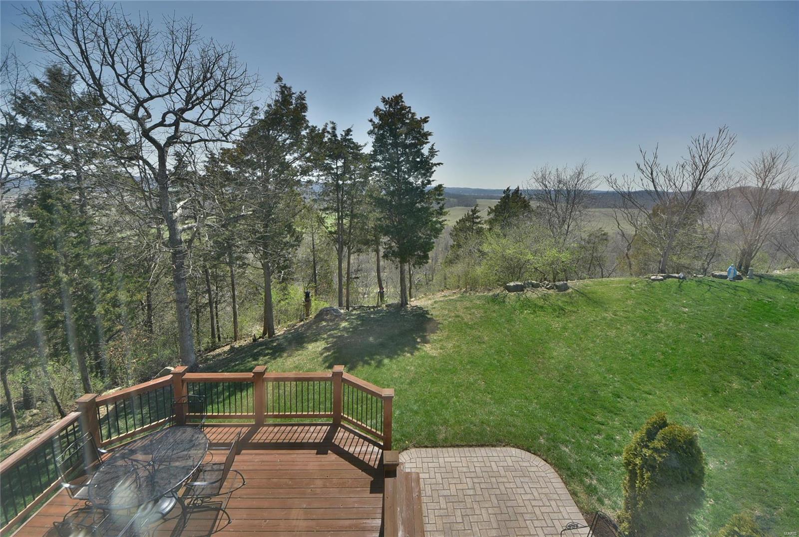 Bluffs Five The - Residential