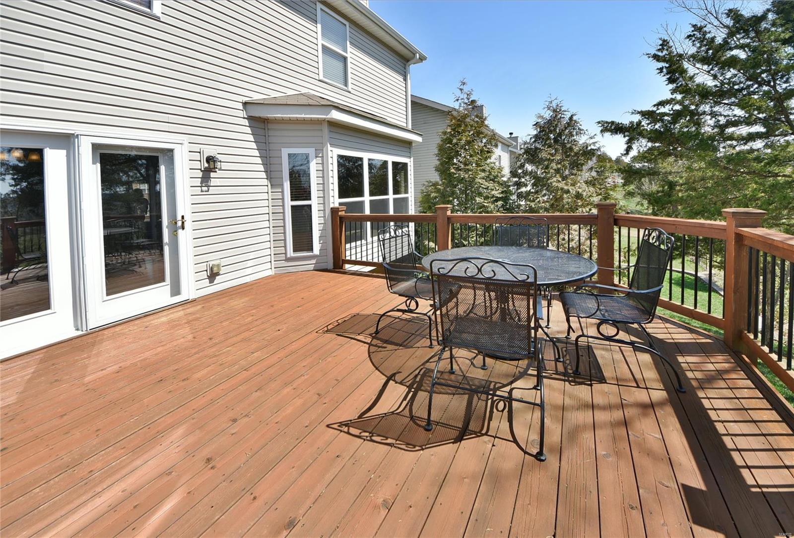 Bluffs Five The - Residential