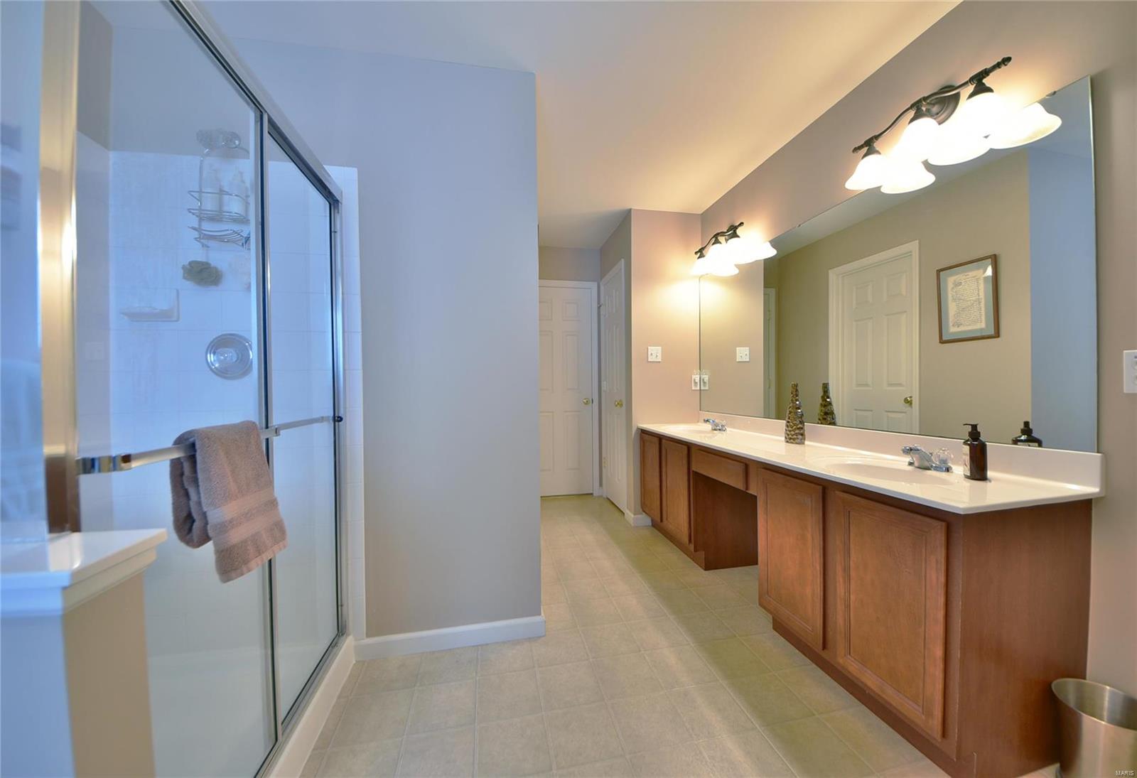 Bluffs Five The - Residential