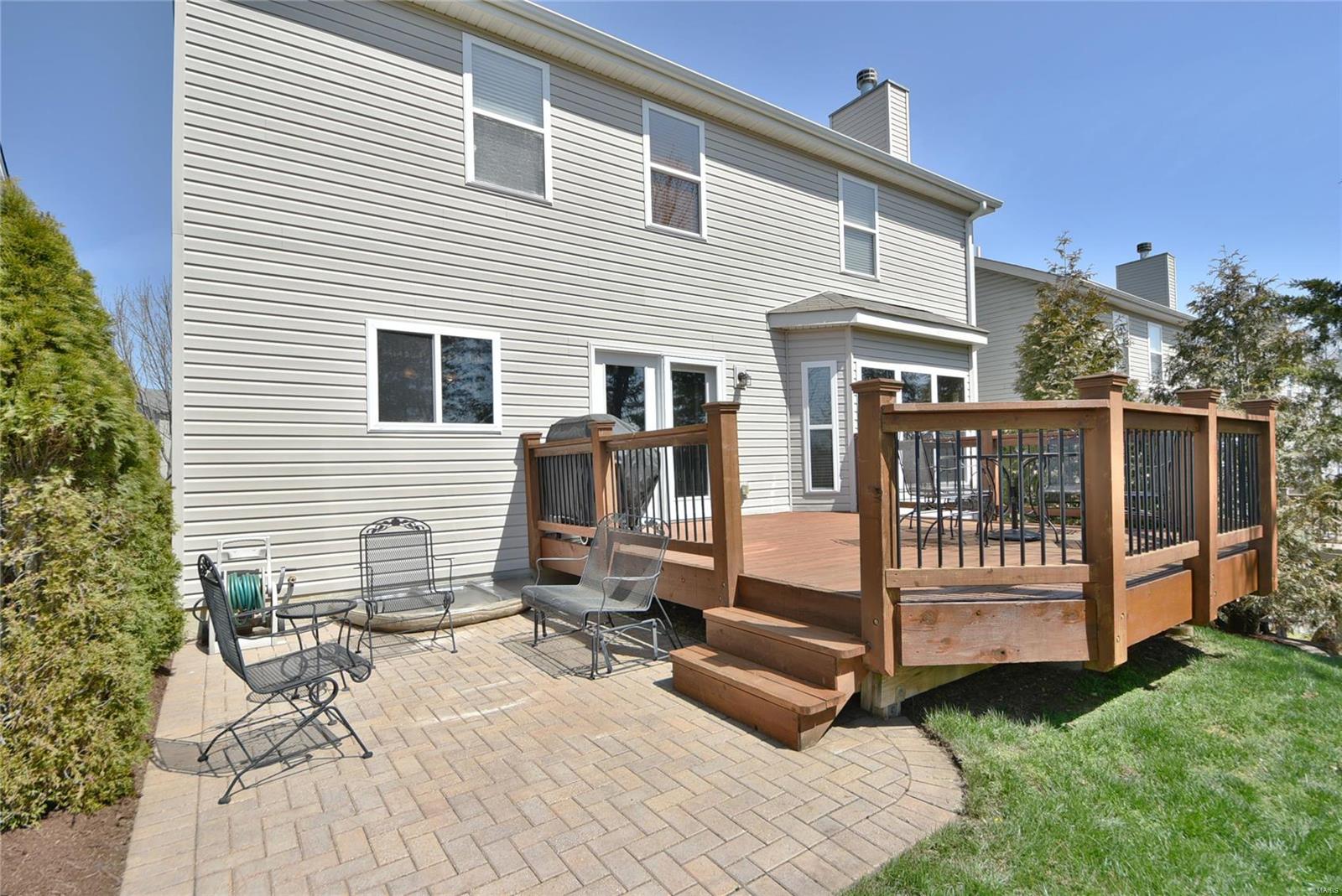 Bluffs Five The - Residential