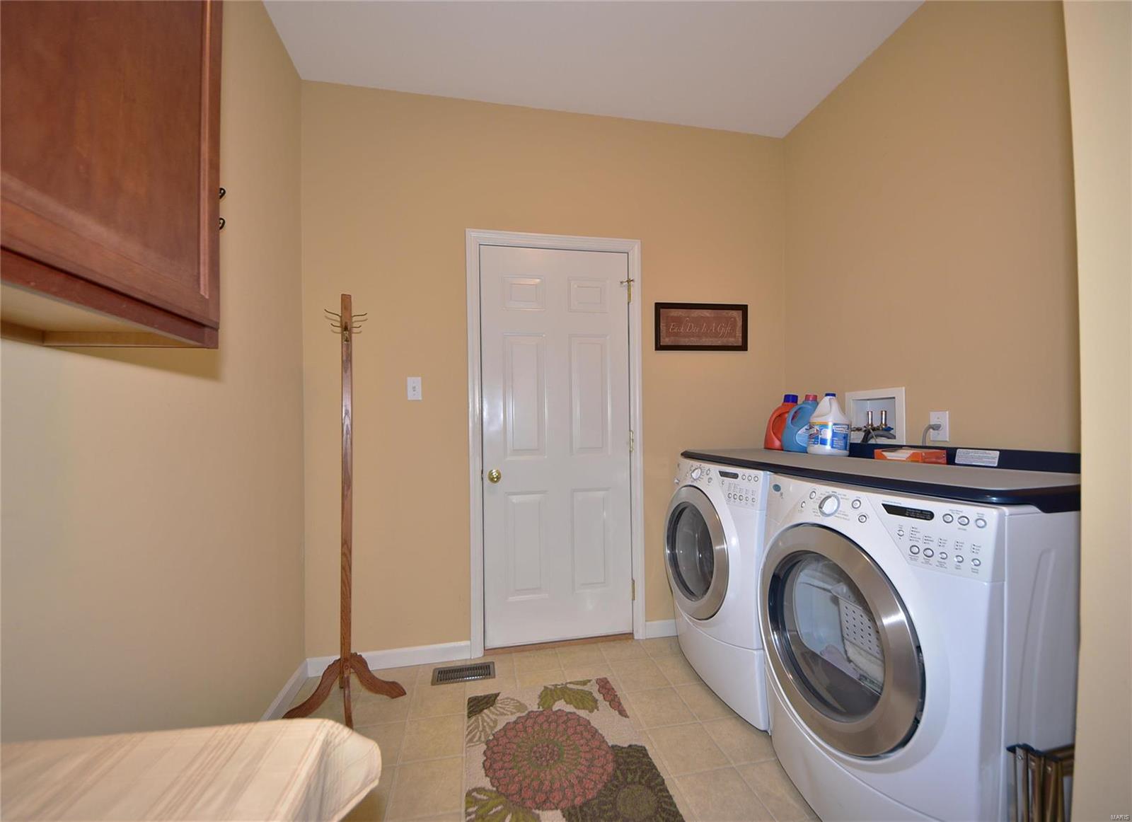 Bluffs Five The - Residential