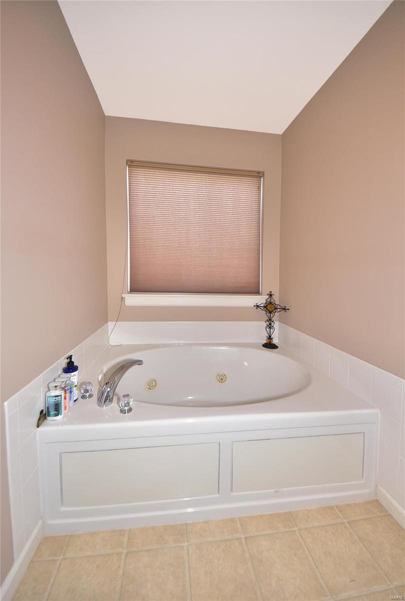 Bluffs Five The - Residential