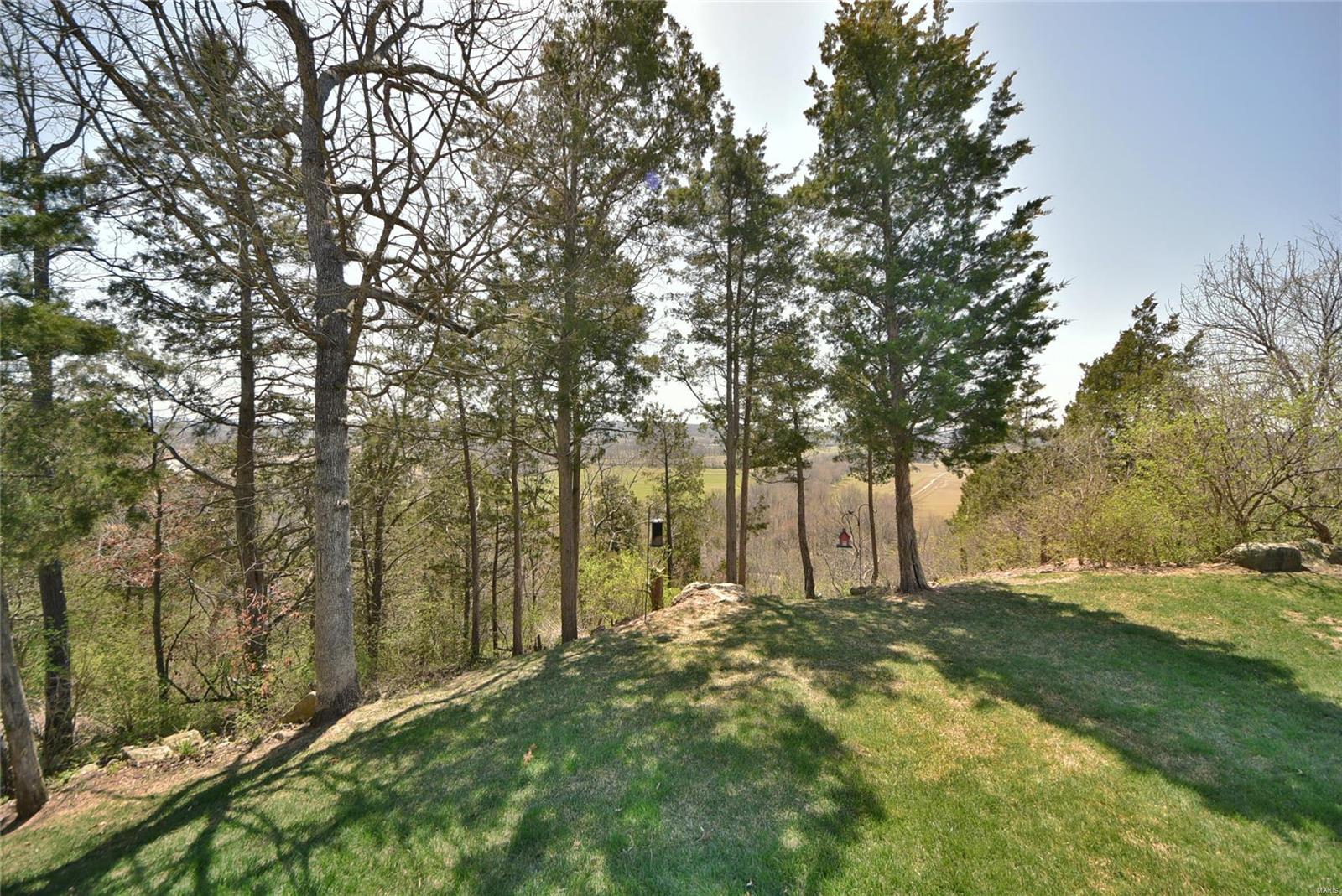 Bluffs Five The - Residential