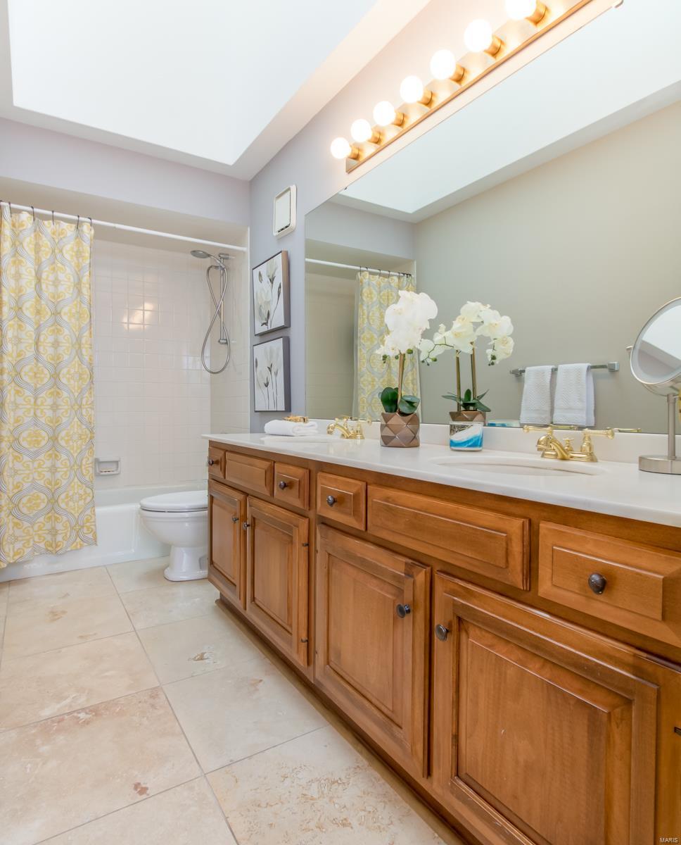 Arlington Oaks - Residential