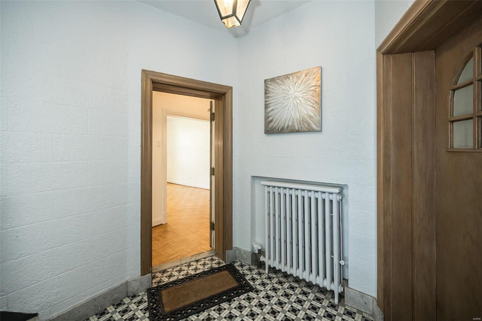 Shirley-Polo Condo - Residential