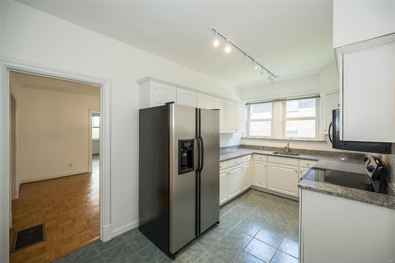 Shirley-Polo Condo - Residential