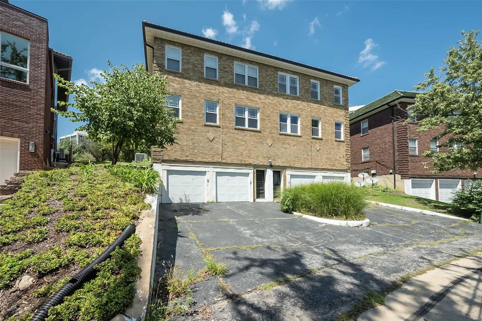 Shirley-Polo Condo - Residential
