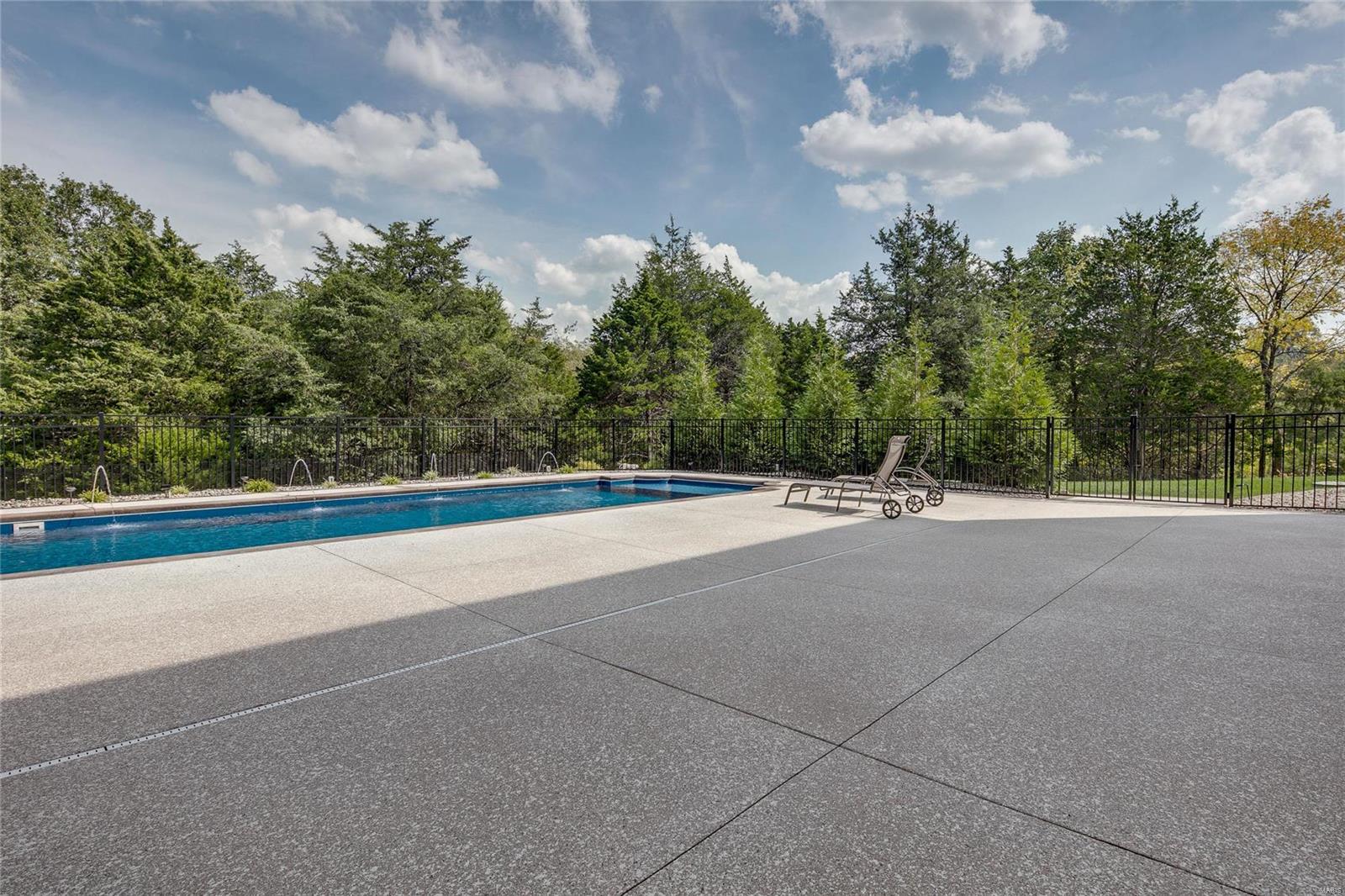 Manors at Pevely Farm - Residential