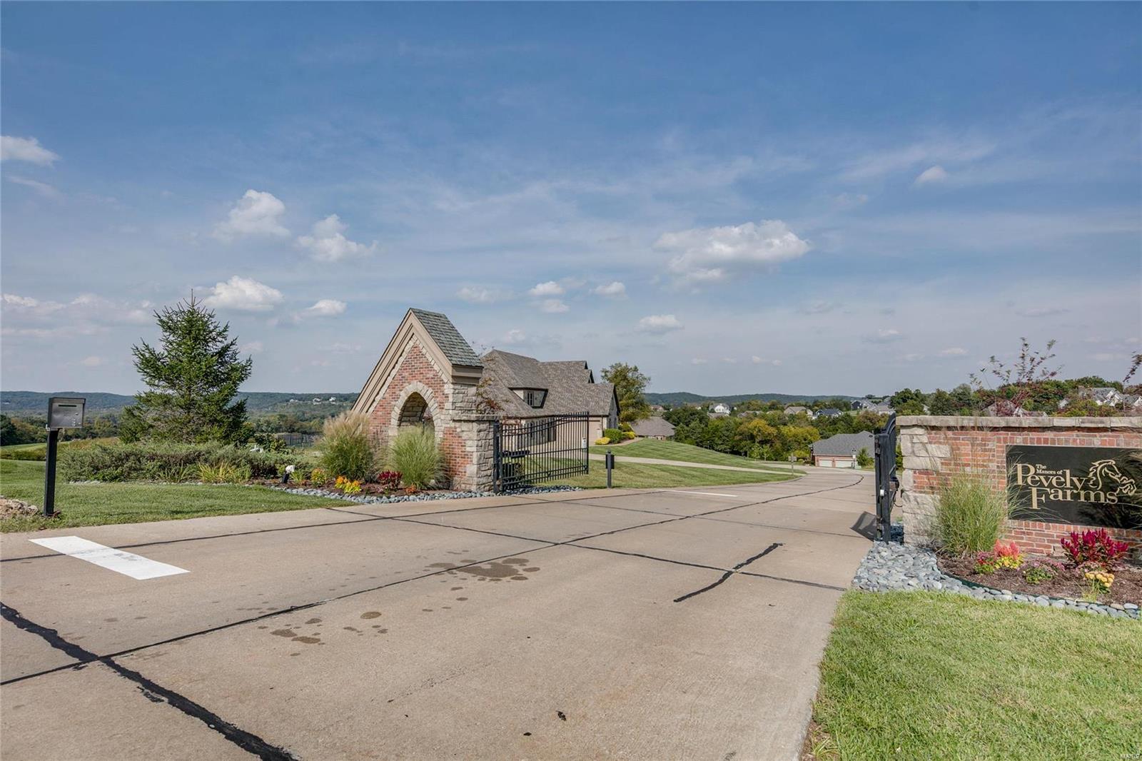 Manors at Pevely Farm - Residential
